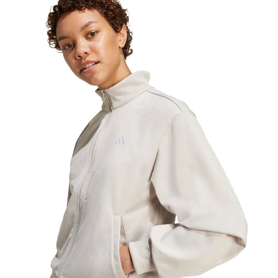 Imagen 5 de 7 de Conjunto adidas Essentials Feel Cozy-BEIGE