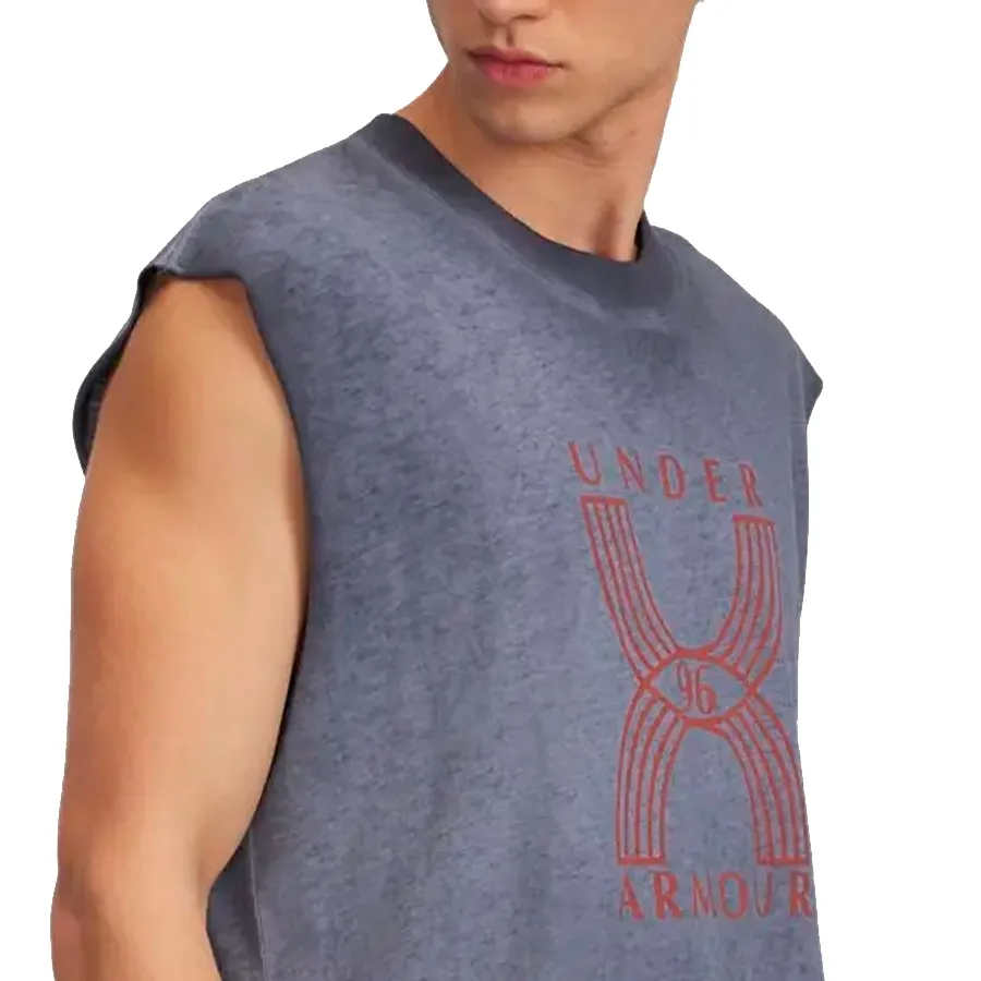 Imagen 2 de 3 de Musculosa Under Armour Run 96-GRIS/ROJO