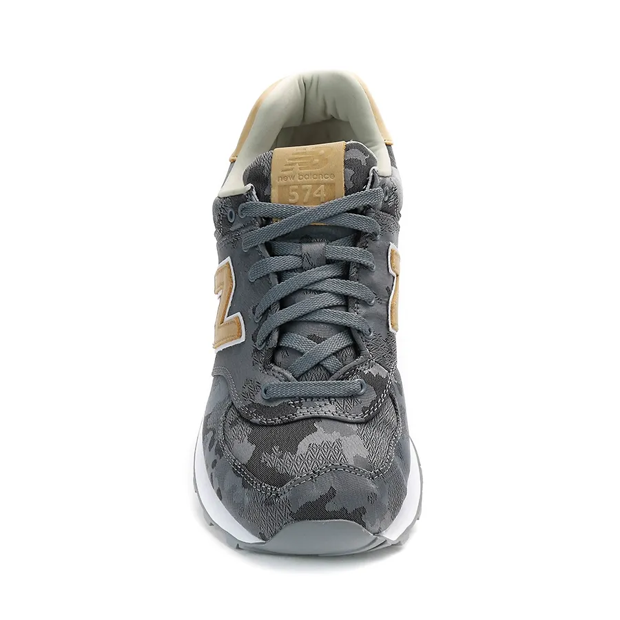 Imagen 1 de 4 de Zapatillas New Balance 574 Camo-GRIS/BEIGE