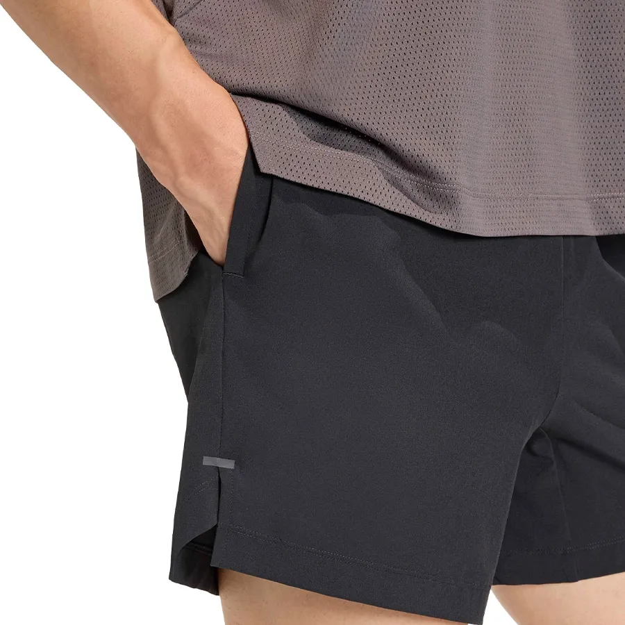 Imagen 4 de 6 de Short adidas D4T Essentials-NEGRO