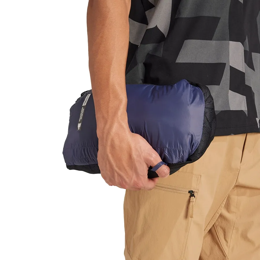 Imagen 3 de 4 de Campera adidas Terrex Xperior PrimaLoft Loose Fill-MARINO