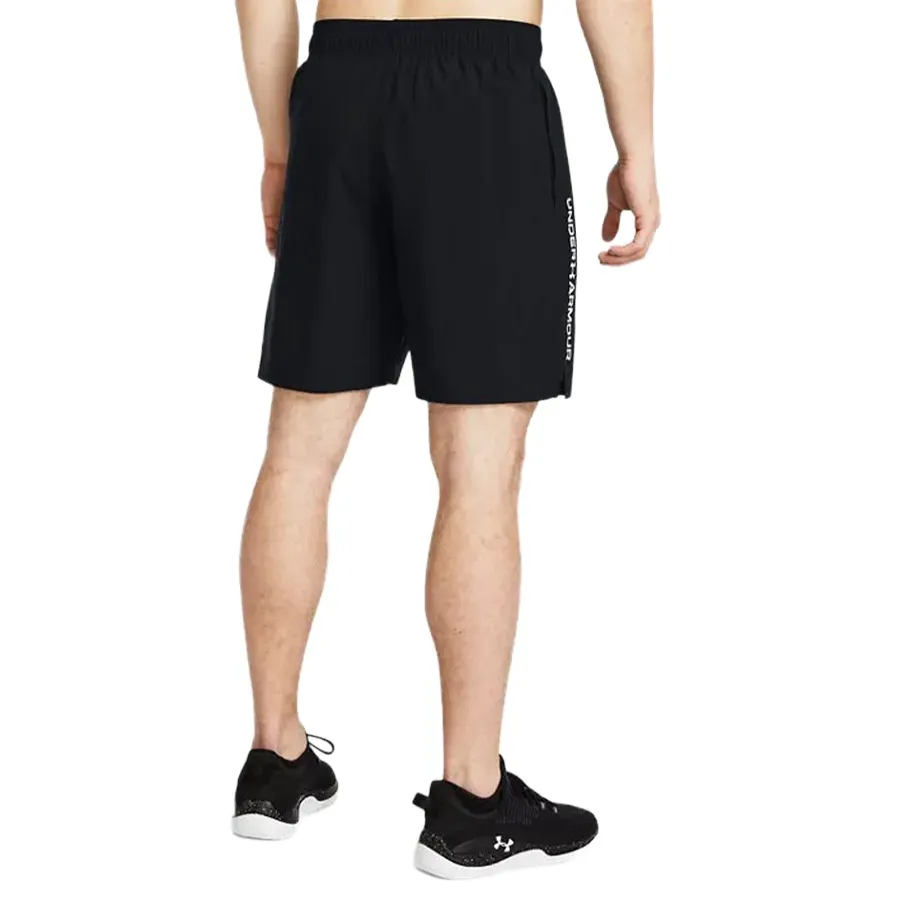 Imagen 1 de 4 de Short Under Armour Tech Woven Wordmark-NEGRO