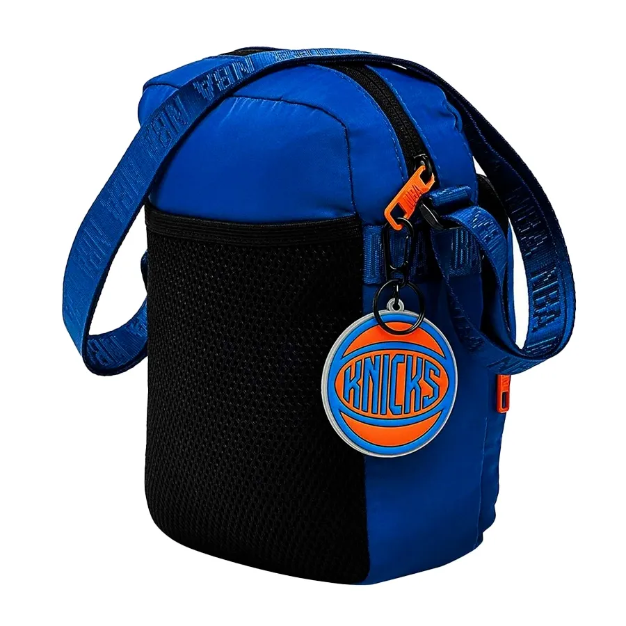 Imagen 1 de 2 de Bandolera Nba Knicks-AZUL/NARANJA