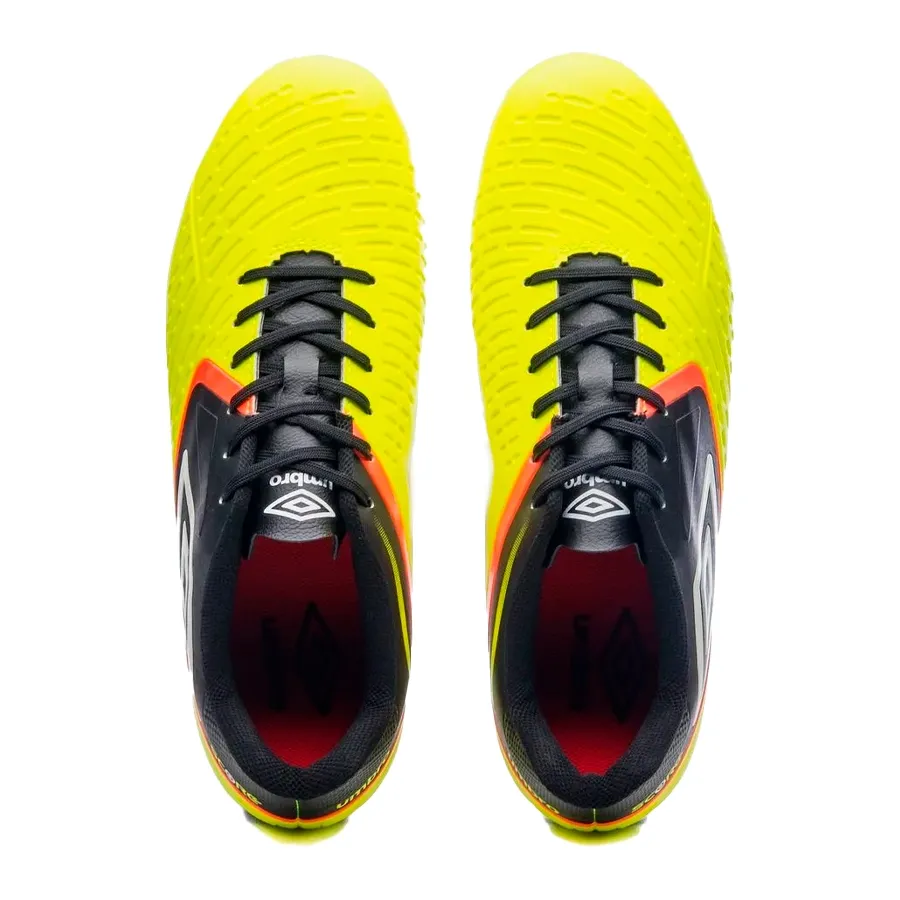 Imagen 3 de 4 de Botines Umbro Campo Score-LIMA/NEGRO/BLANCO