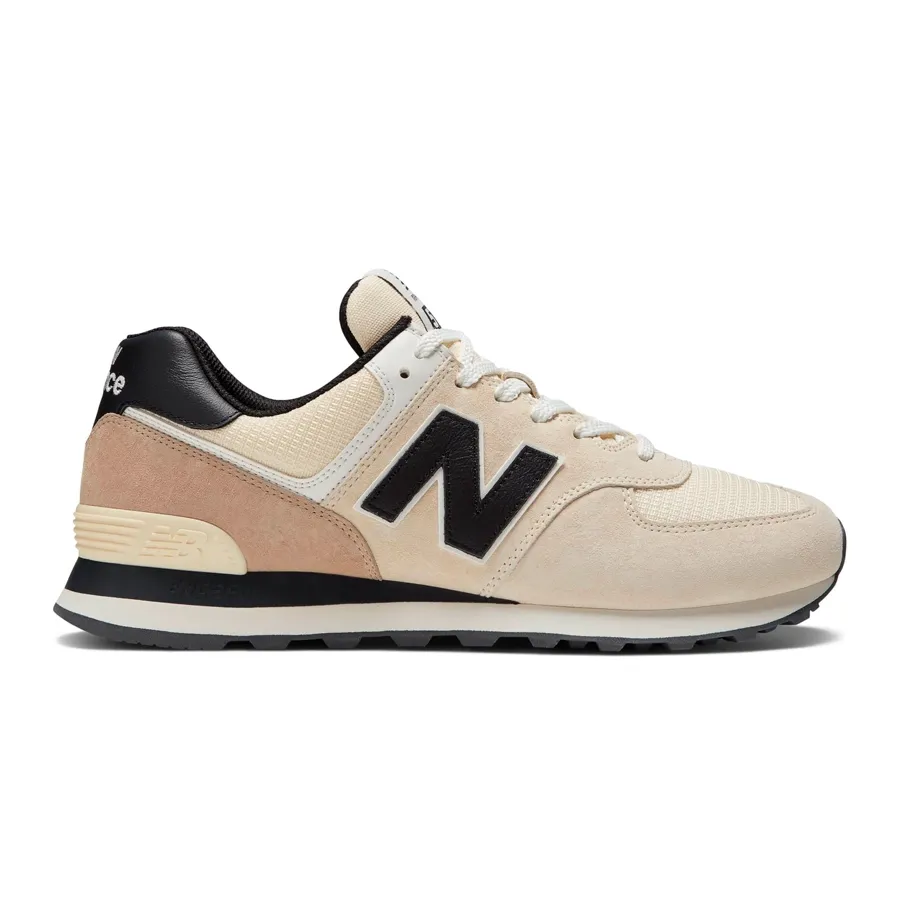 Imagen 0 de 6 de Zapatillas New Balance 574-BEIGE/NEGRO
