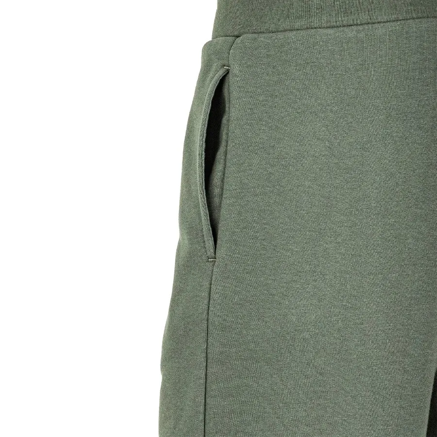 Imagen 2 de 3 de Short New Balance Essentials Stacked-VERDE OSCURO