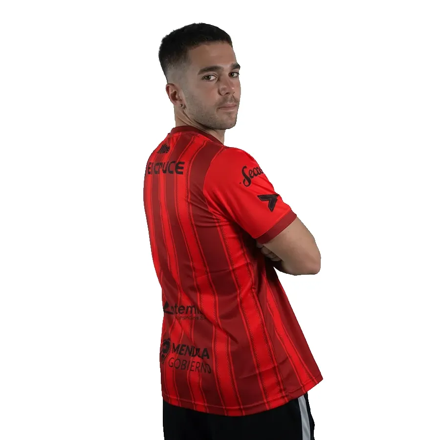 Imagen 1 de 2 de Camiseta Mitre Oficial Gimnasia y Esgrima 25-ROJO