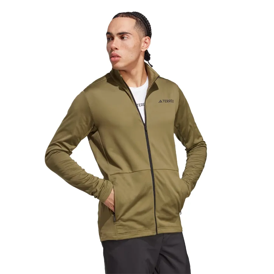 Imagen 1 de 4 de Campera adidas Terrex Multi-OLIVA