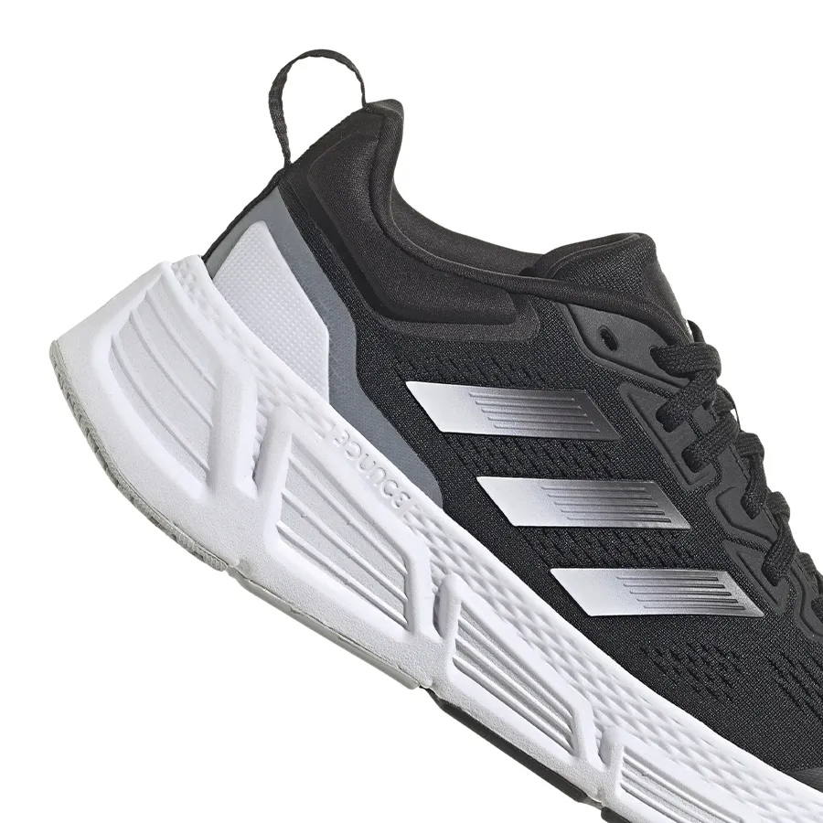 Imagen 3 de 6 de Zapatillas adidas Questar-NEGRO/BLANCO/GRIS