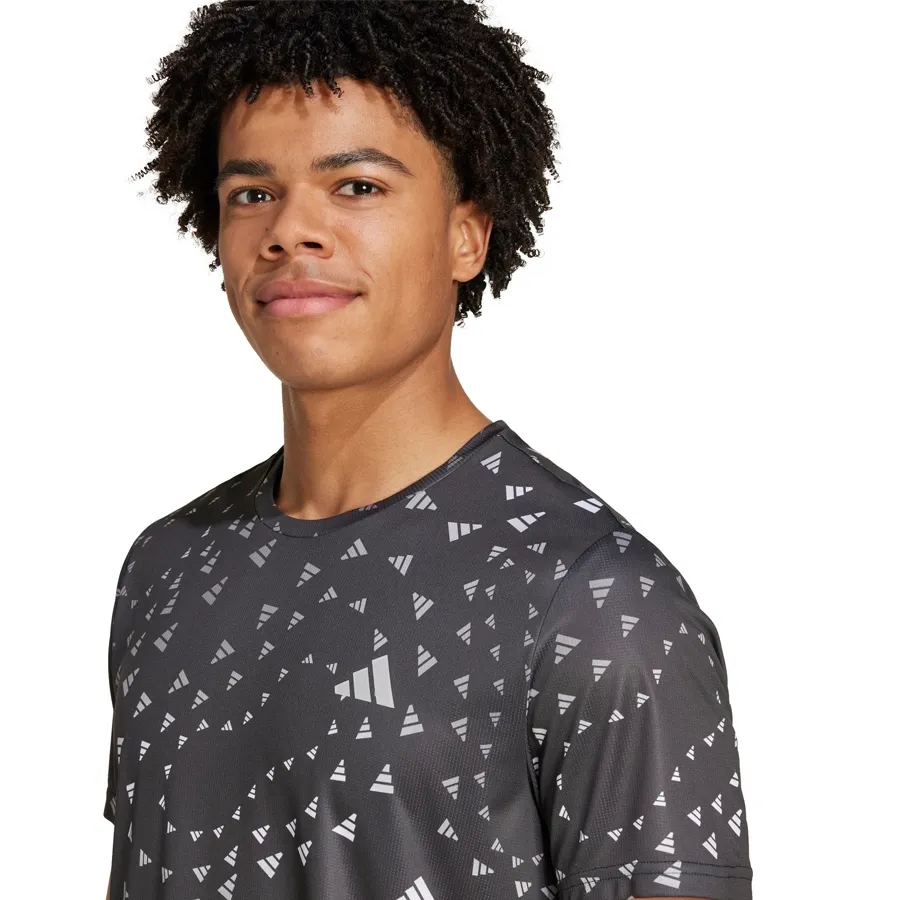 Imagen 2 de 5 de Remera adidas Run It Bl-BLANCO/NEGRO