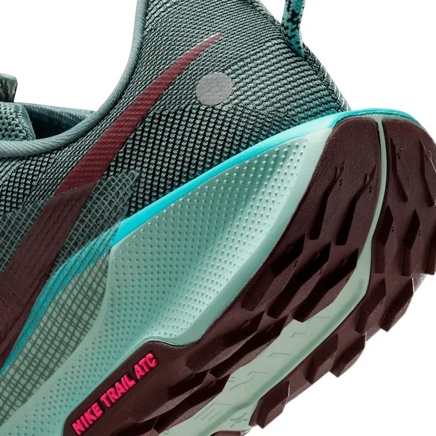 Imagen 7 de 8 de Zapatillas Nike Pegasus Trail 5-PETROLEO/BORDO