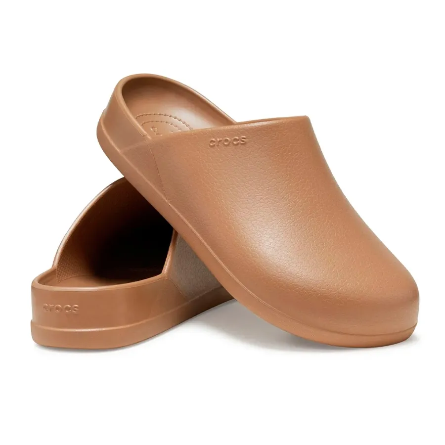 Imagen 2 de 5 de Sandalias Crocs Dylan Clog-MARRON