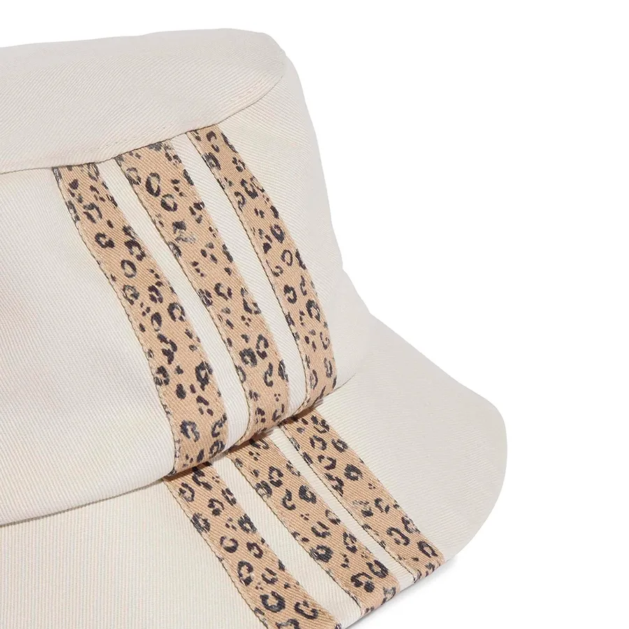 Imagen 2 de 3 de Piluso adidas Sportswear 3 Stripes Leopardo Graphic-BEIGE