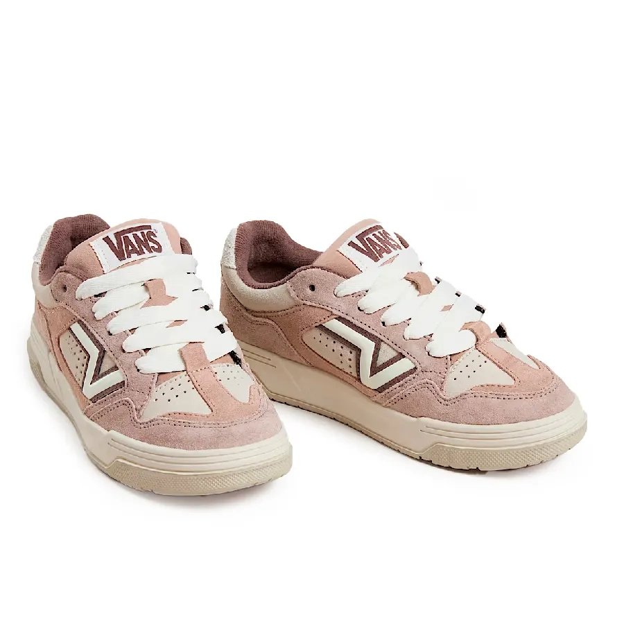 Imagen 1 de 4 de Zapatillas Vans U Upland-ROSA VIEJO/GRIS