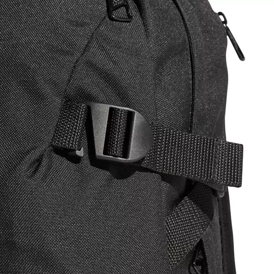 Imagen 3 de 4 de Mochila De Training adidas Mediana Con 3 Stripes Power-NEGRO/BLANCO