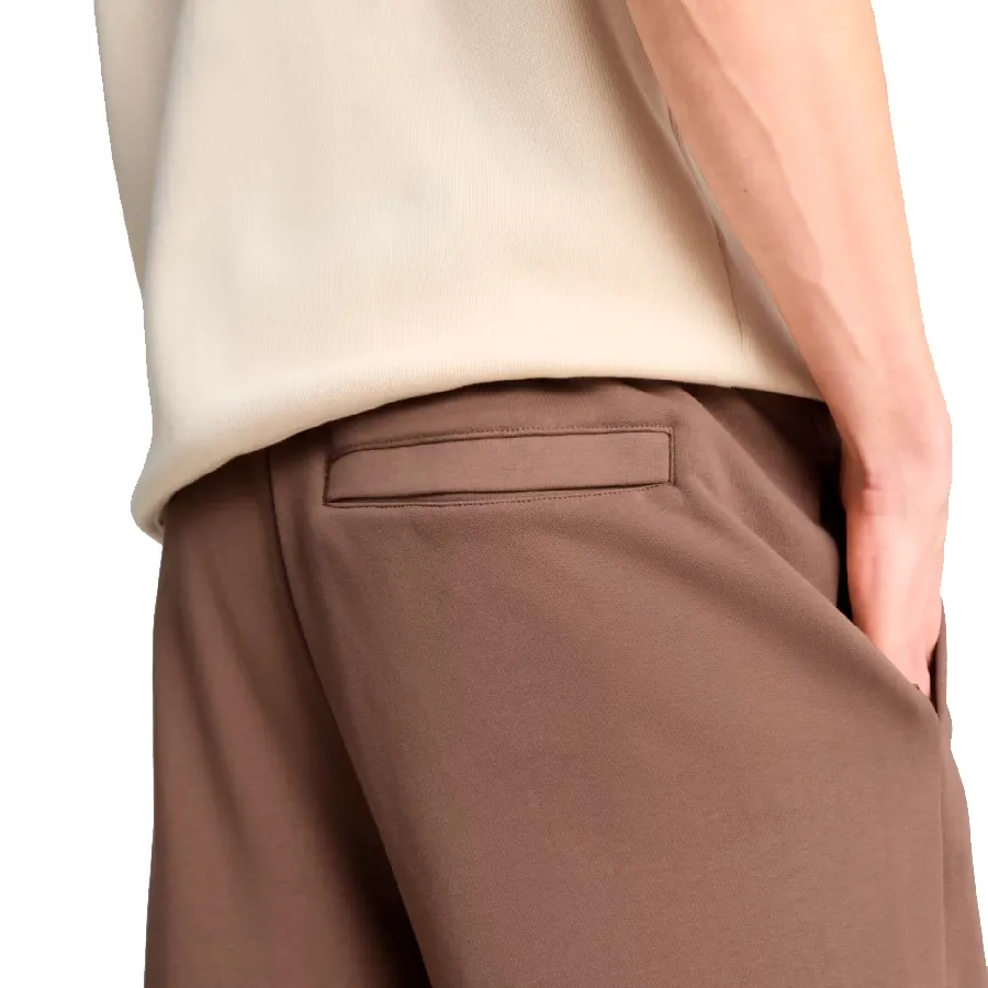 Imagen 4 de 5 de Pantalón Puma Wardrobe Relaxed Sweatpant-MARRON
