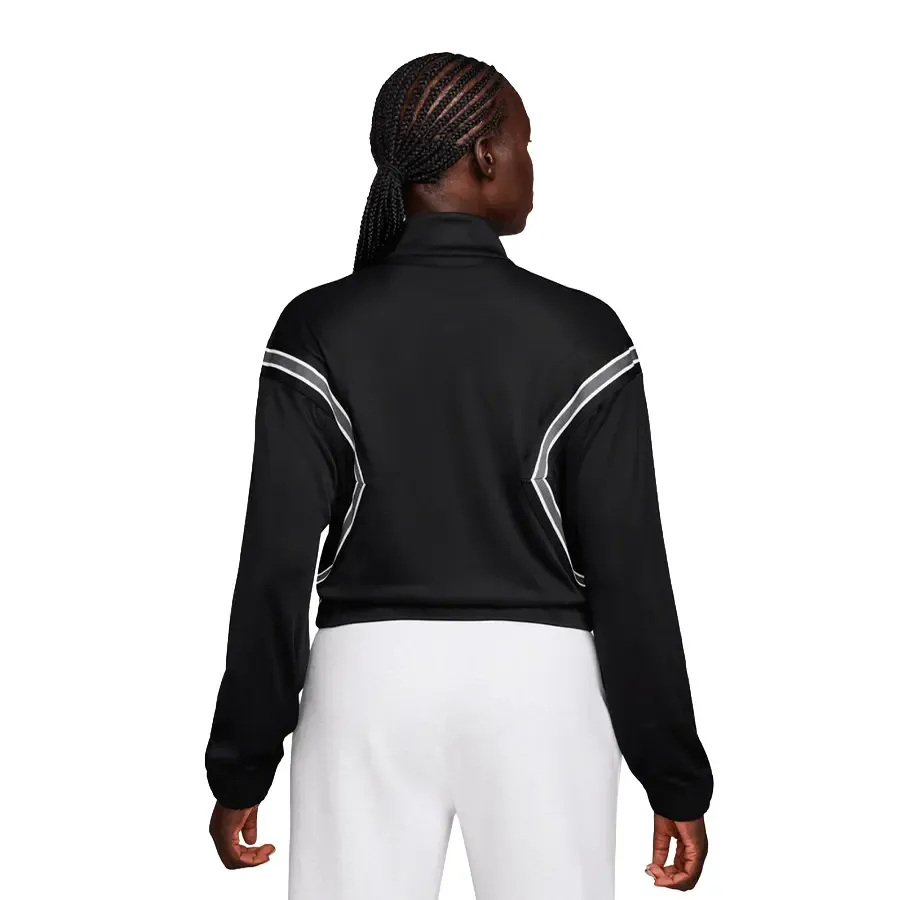 Imagen 1 de 3 de Campera Nike Jordan Brooklyn-NEGRO/BLANCO