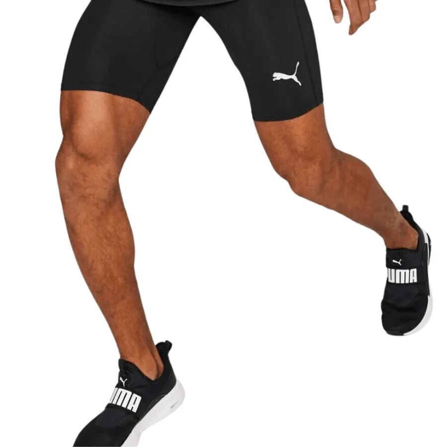 Imagen 2 de 3 de Shorts Puma Run Favorite-NEGRO