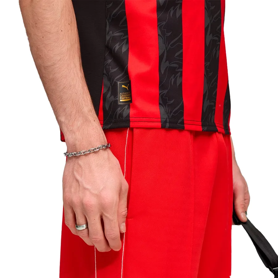 Imagen 4 de 5 de Camiseta Puma Home AC Milan 25/26-NEGRO/ROJO
