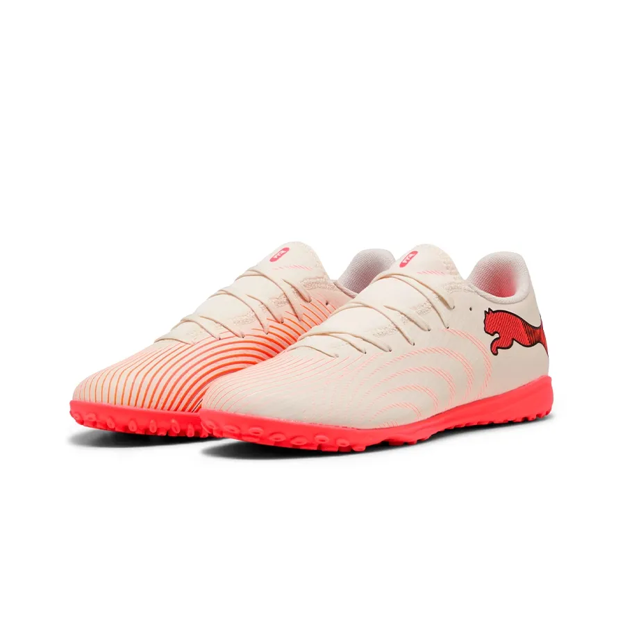 Imagen 1 de 7 de Botines Multitapón Puma Future 9 Play Tf-CRUDO/ROJO