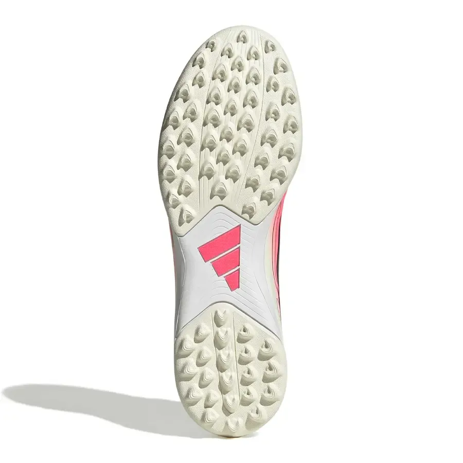 Imagen 4 de 7 de Botines Multitapón adidas F50 Hyperfast Club-ROSA/NEGRO/BLANCO