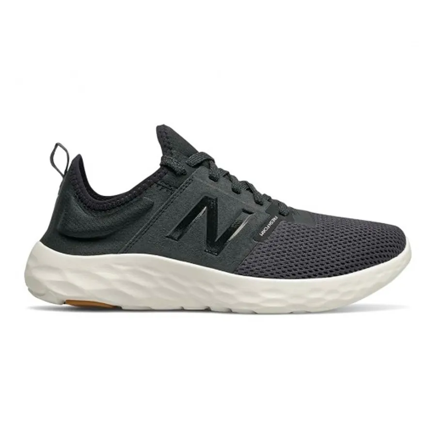 Imagen 0 de 4 de Zapatillas New Balance Fresh Foam Sport v2-NEGRO/BLANCO