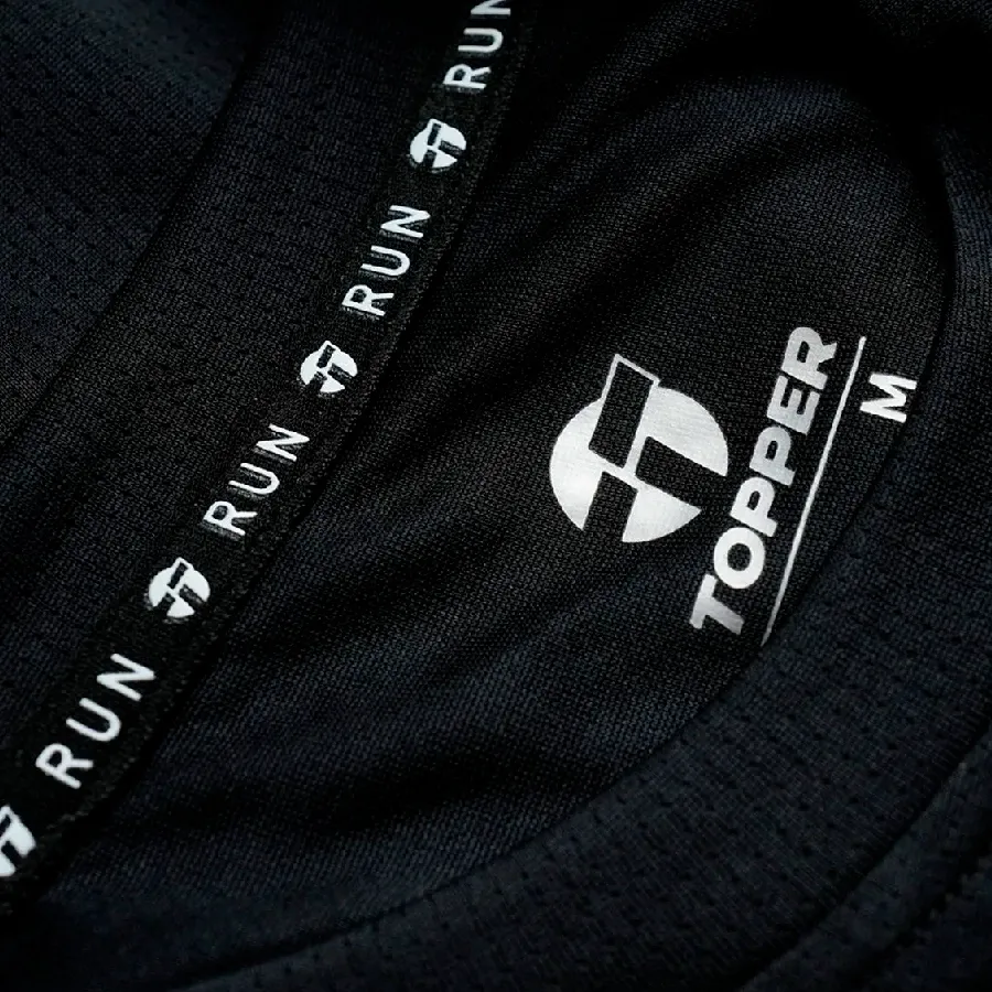 Imagen 3 de 4 de Remera Topper Running Básica-NEGRO