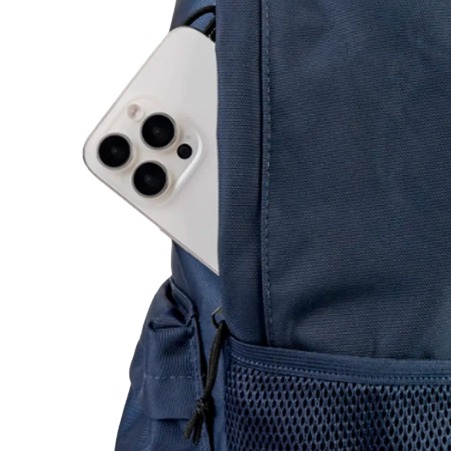 Imagen 5 de 7 de Mochila Under Armour DNA Letter Classic-AZUL MARINO