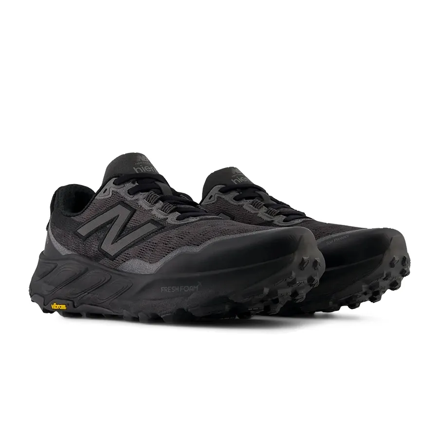 Imagen 1 de 5 de Zapatillas New Balance Hierro V9-NEGRO