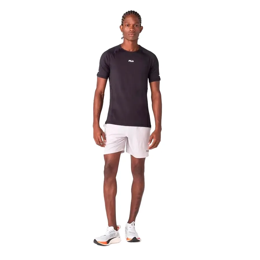 Imagen 2 de 3 de Remera Fila Racer-NEGRO