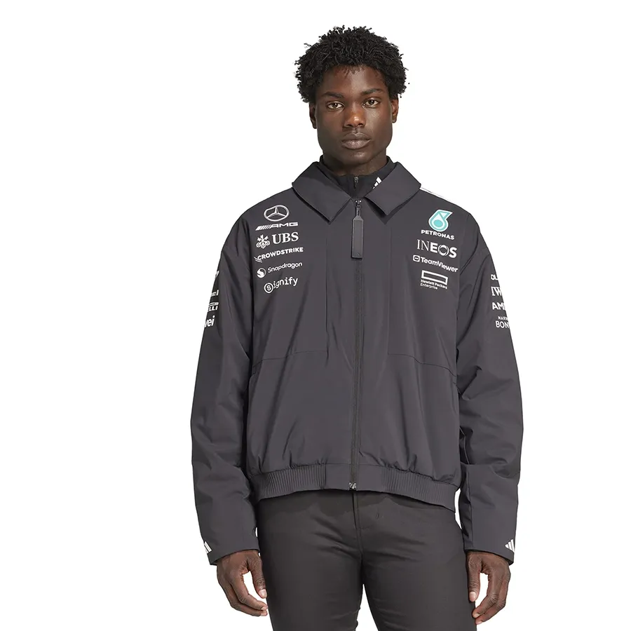 Imagen 0 de 5 de Campera adidas Mercedes - Amg Petronas F1 Team-NEGRO/BLANCO