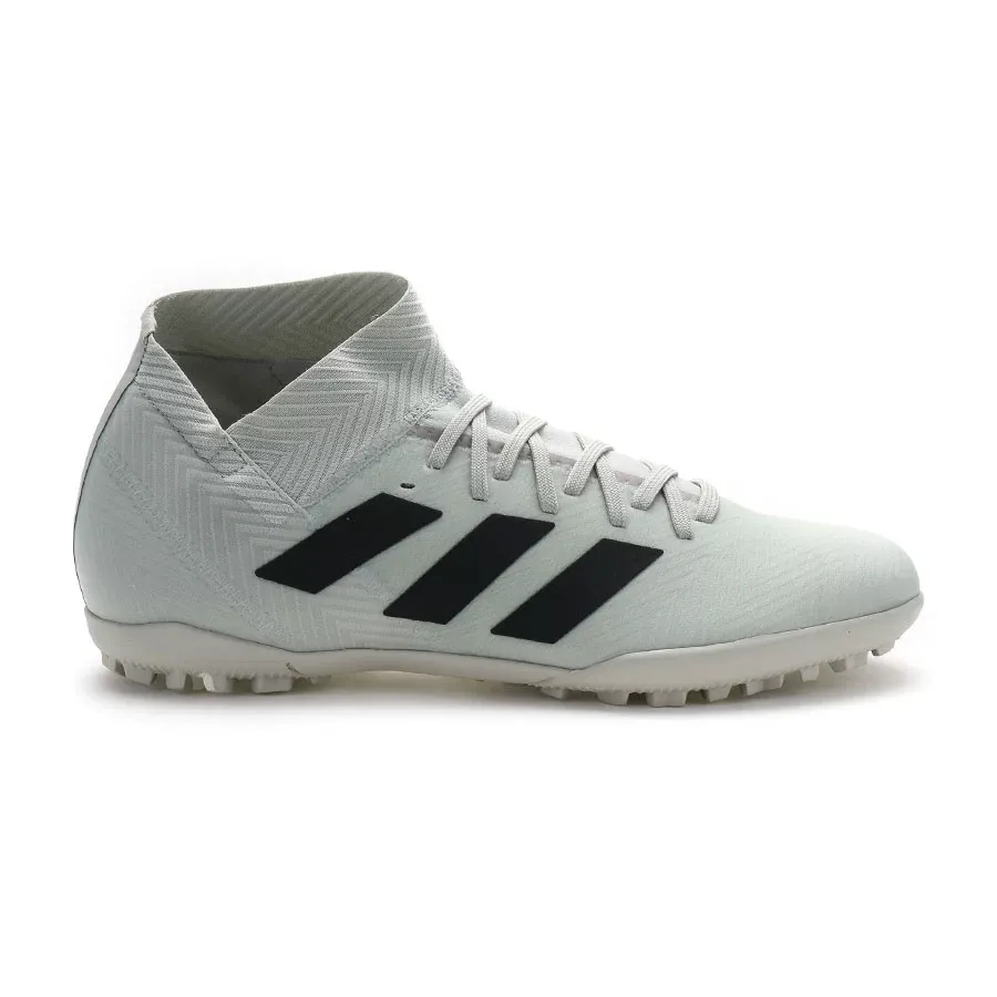 Imagen 4 de 5 de Botines adidas Nemeziz Tango 18.3 M-GRIS/NEGRO