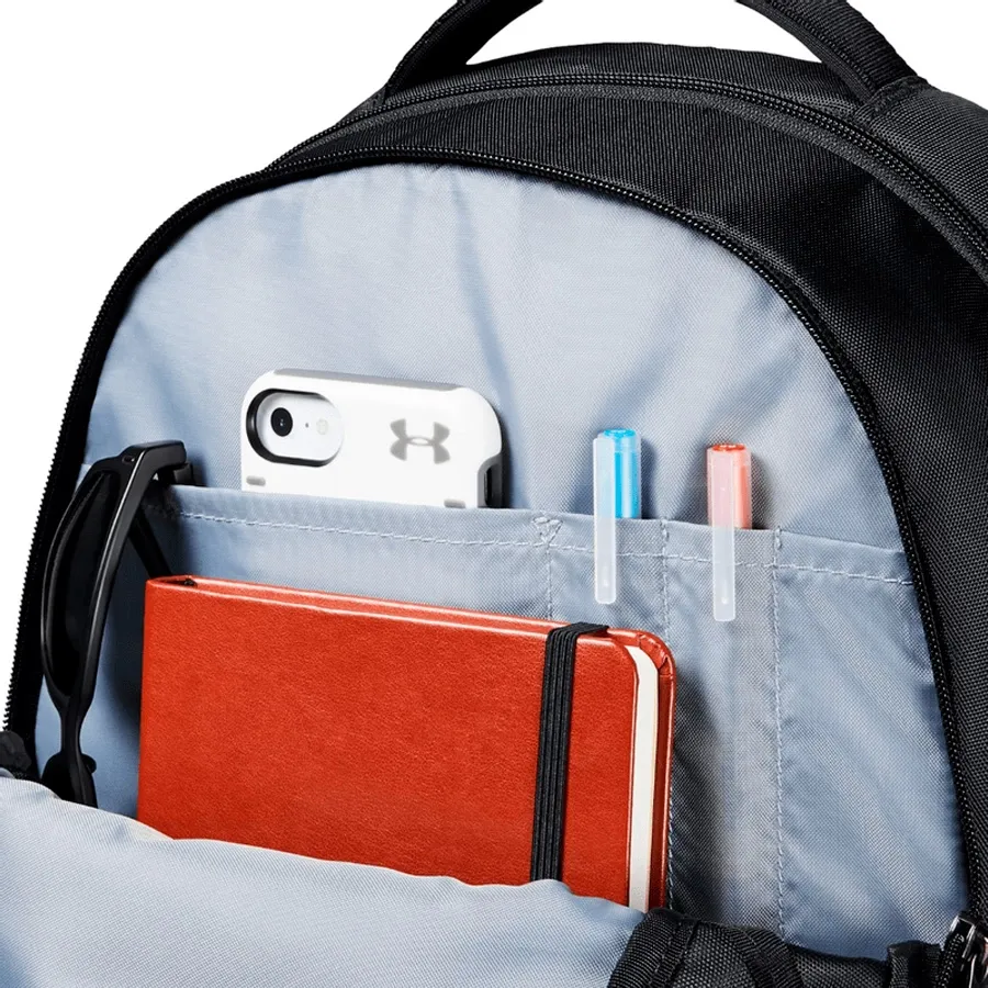 Imagen 3 de 6 de Mochila Under Armour Hustle 5.0-NEGRO/GRIS