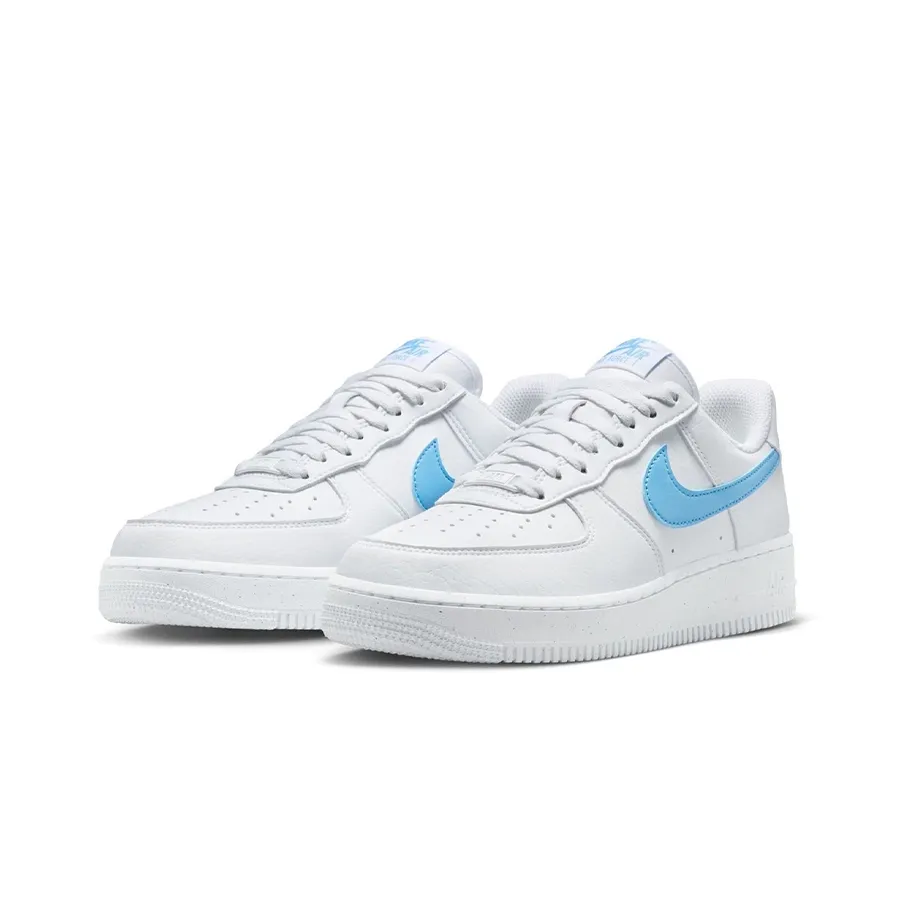 Imagen 1 de 7 de Zapatillas Nike Air Force 1-BLANCO/CELESTE