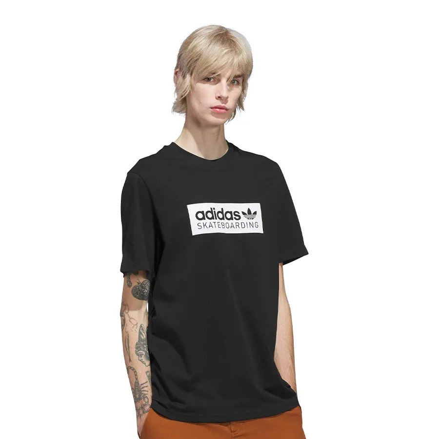 Imagen 0 de 5 de Remera adidas originals Skateboarding Logo-NEGRO
