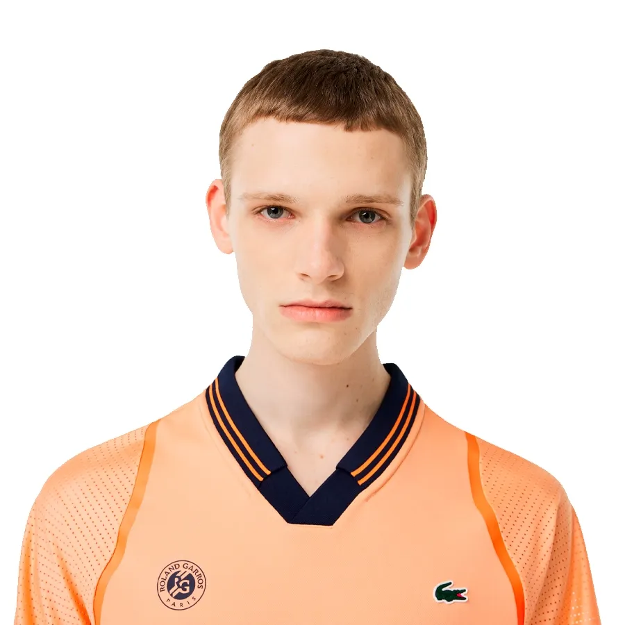 Imagen 3 de 6 de Remera Lacoste Roland Garros-NARANJA/MARINO