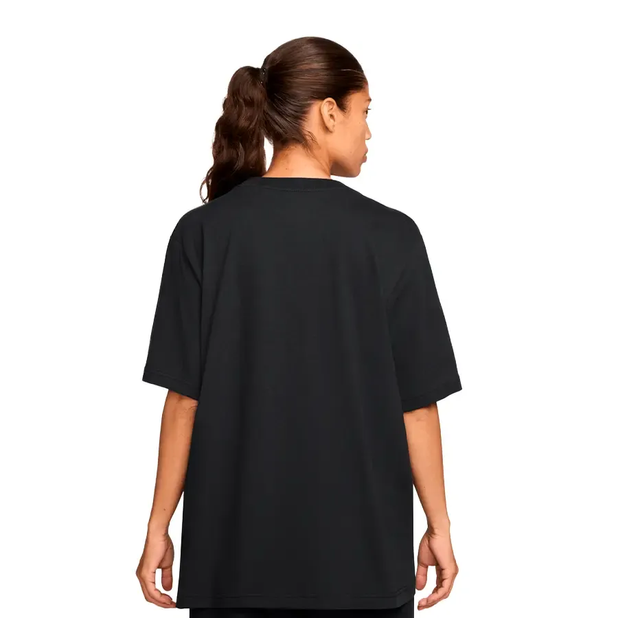 Imagen 3 de 6 de Remera Nike Swift-NEGRO