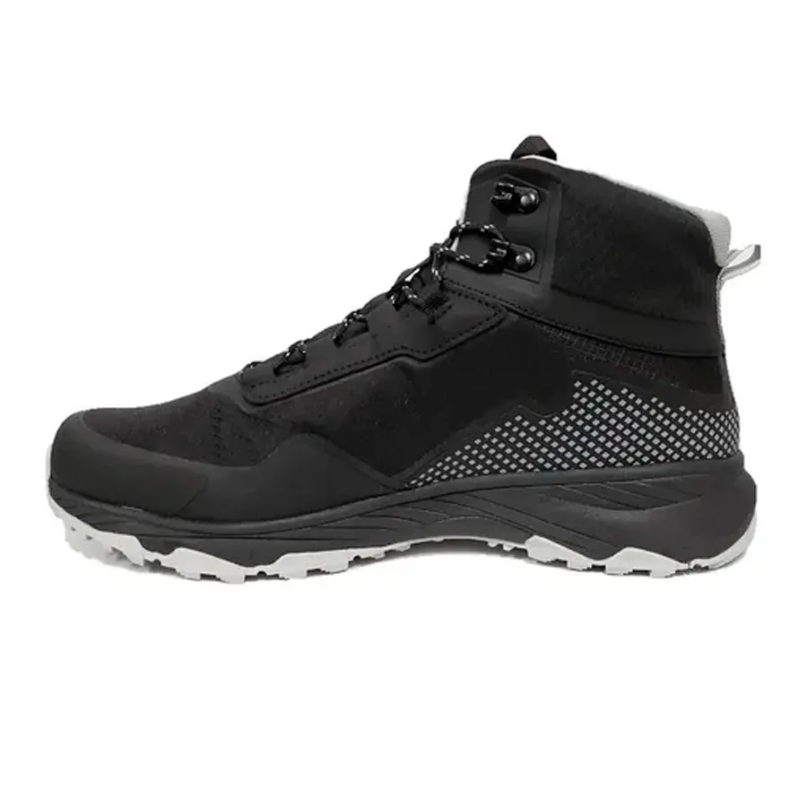Imagen 1 de 3 de Montagne Bota Ground Treck-NEGRO/GRIS