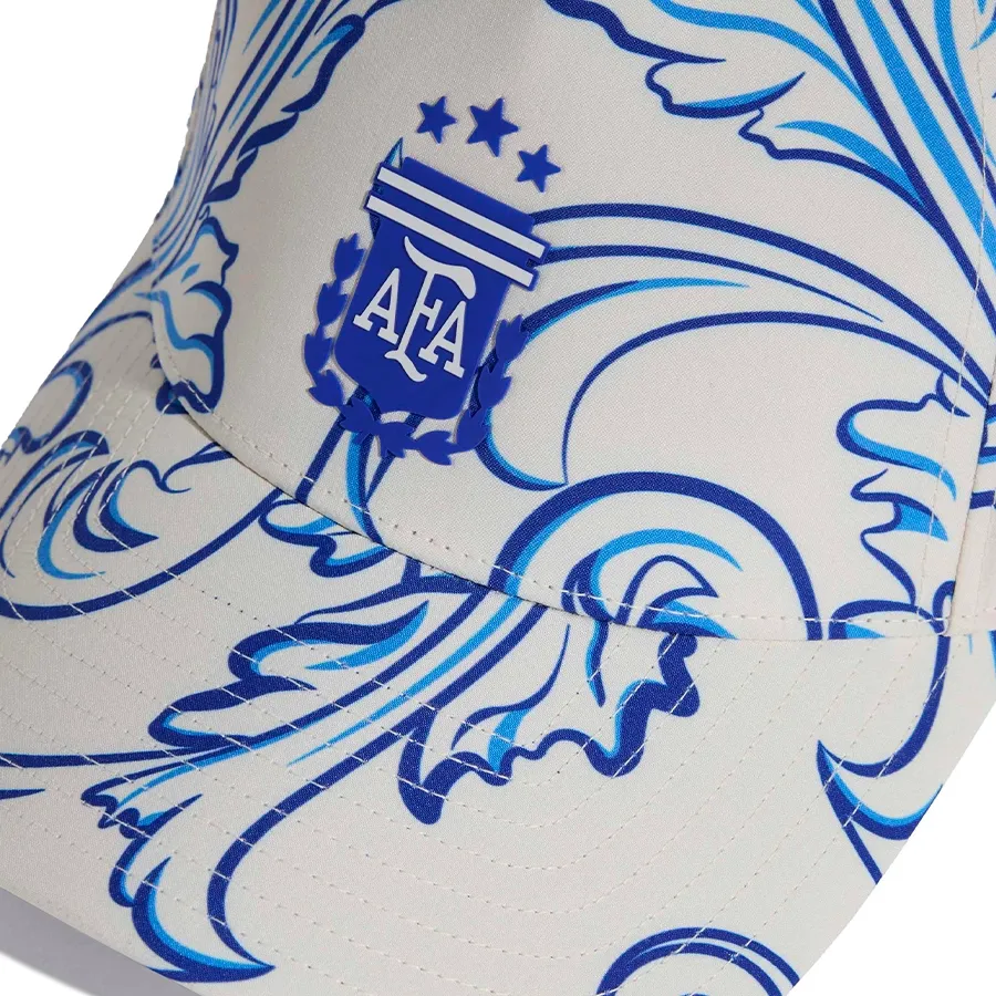 Imagen 2 de 4 de Gorra adidas originals Alternativa Seleccion Argentina 26-BLANCO/AZUL/MARINO