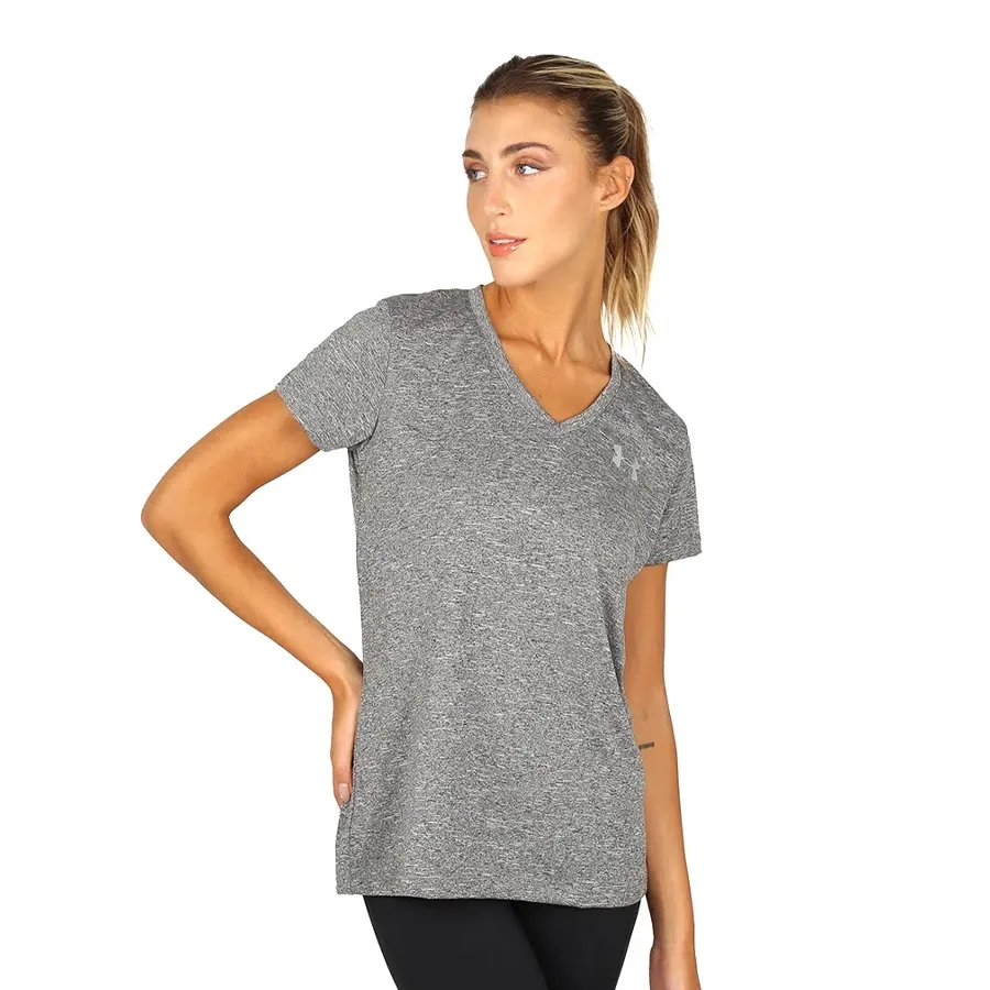 Imagen 2 de 5 de Remera Under Armour Tech Ssv Solid-GRIS