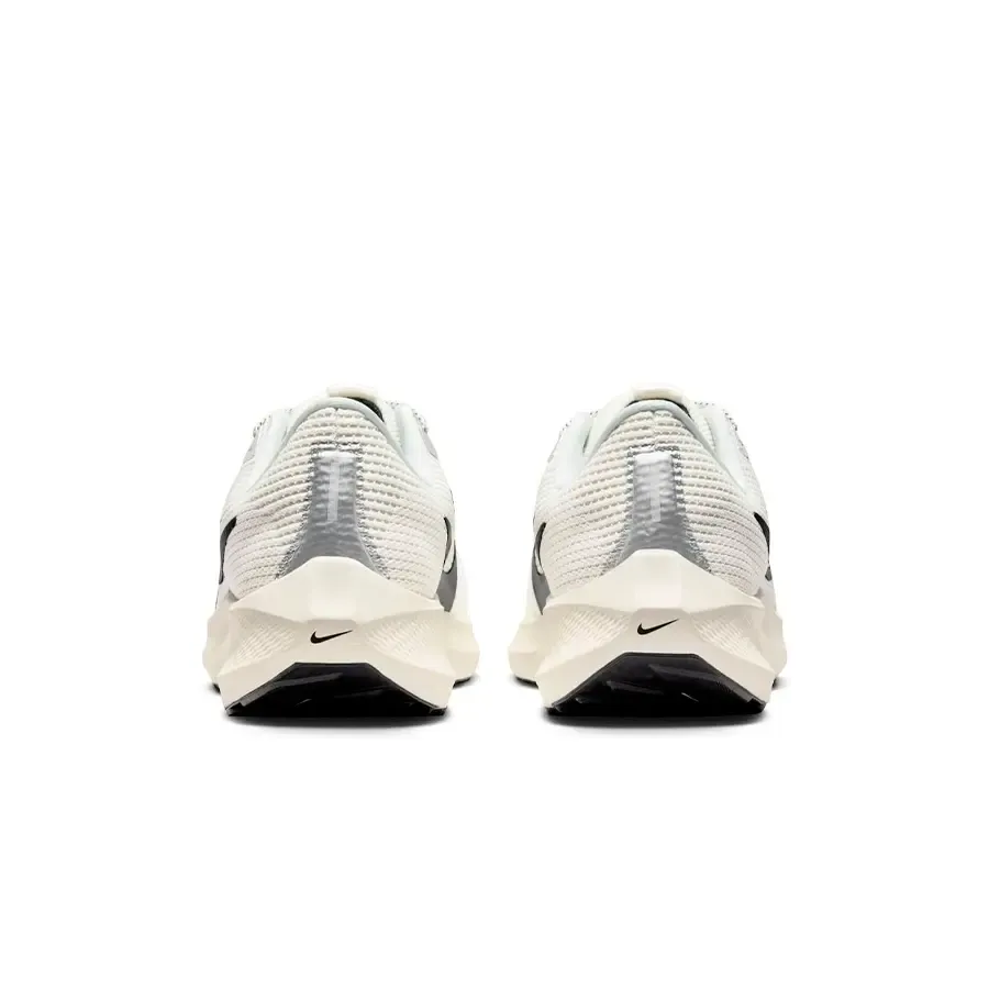 Imagen 5 de 8 de Zapatillas Nike Pegasus 40-CRUDO/NEGRO