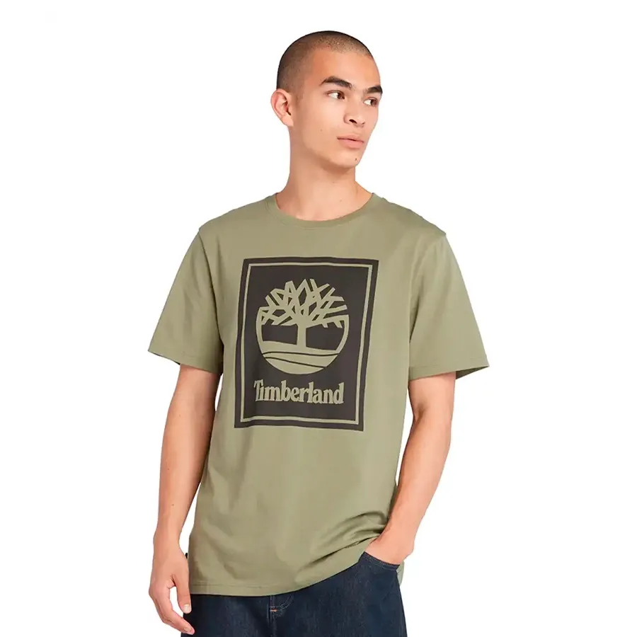 Imagen 0 de 3 de Remera Timberland Logo Bloque-VERDE SECO/NEGRO