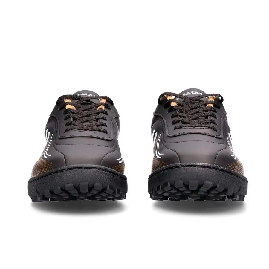 Imagen 3 de 5 de Botines Kappa Tivoli Tg-NEGRO/DORADO