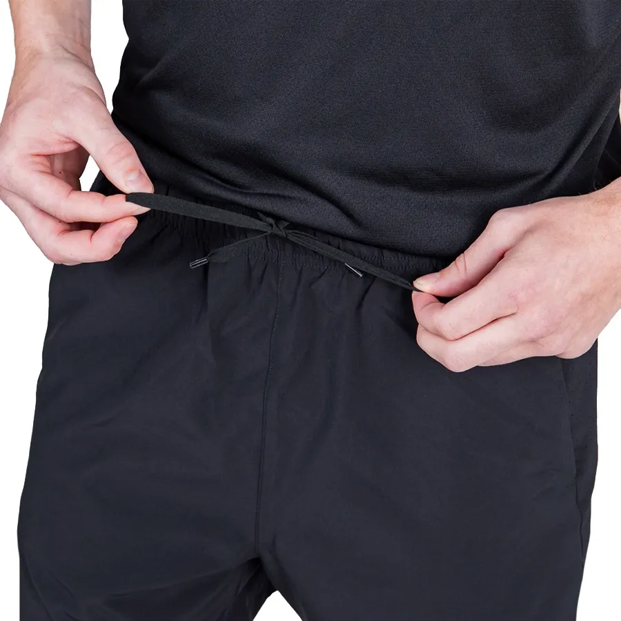 Imagen 2 de 4 de Shorts Saucony Outpace 5"-NEGRO