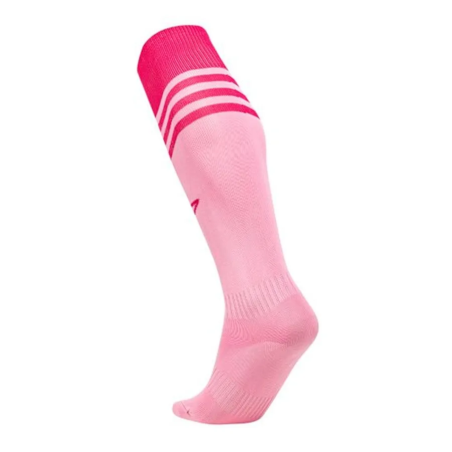 Imagen 1 de 2 de Medias Umbro Futbol Lines-ROSA