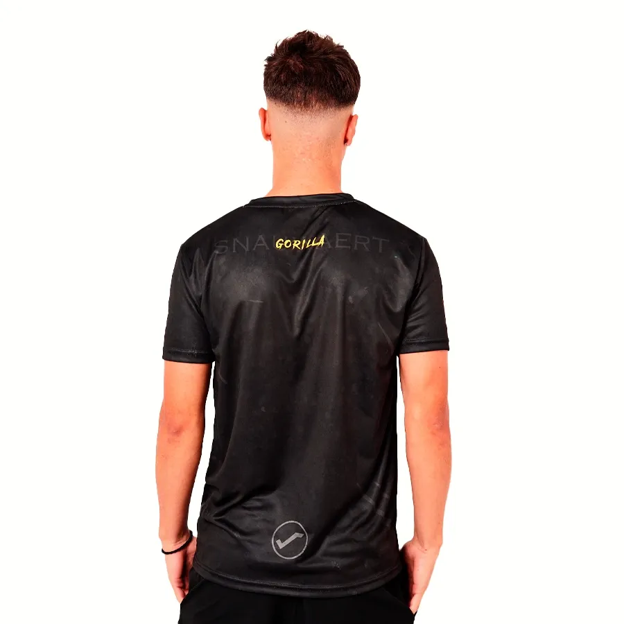 Imagen 3 de 4 de Remera Snauwaert Gorilla-NEGRO