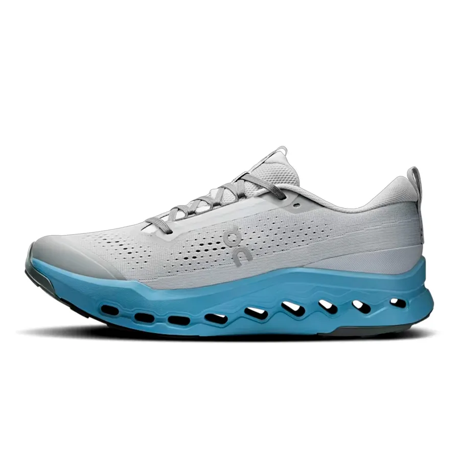 Imagen 2 de 6 de Zapatillas On Cloudsurfer Trail 2-GRIS/CELESTE