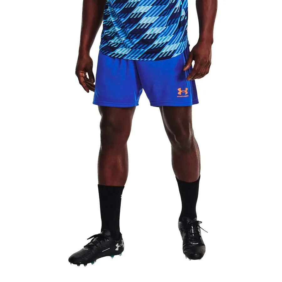 Imagen 2 de 4 de Shorts Under Armour Challenger Knit-AZUL/MARINO