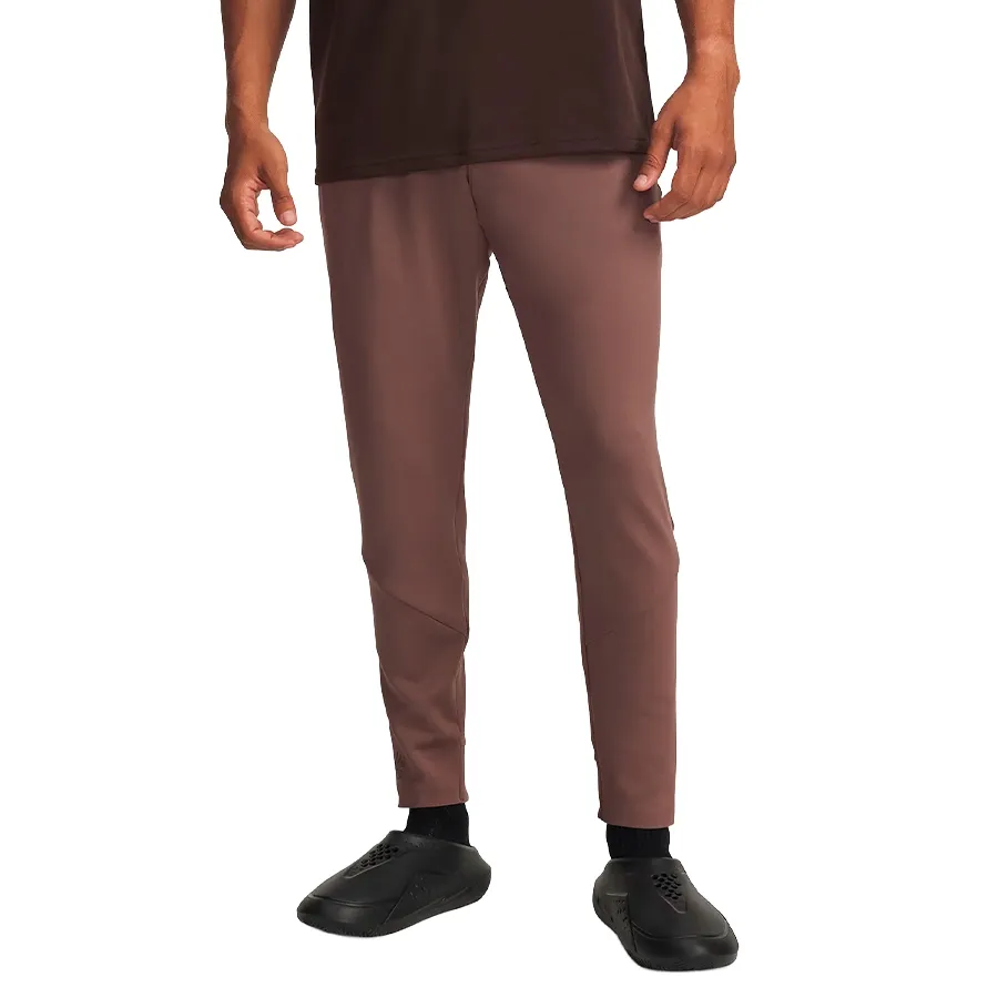 Imagen 0 de 2 de Pantalón Under Armour Curry Travel-MARRON
