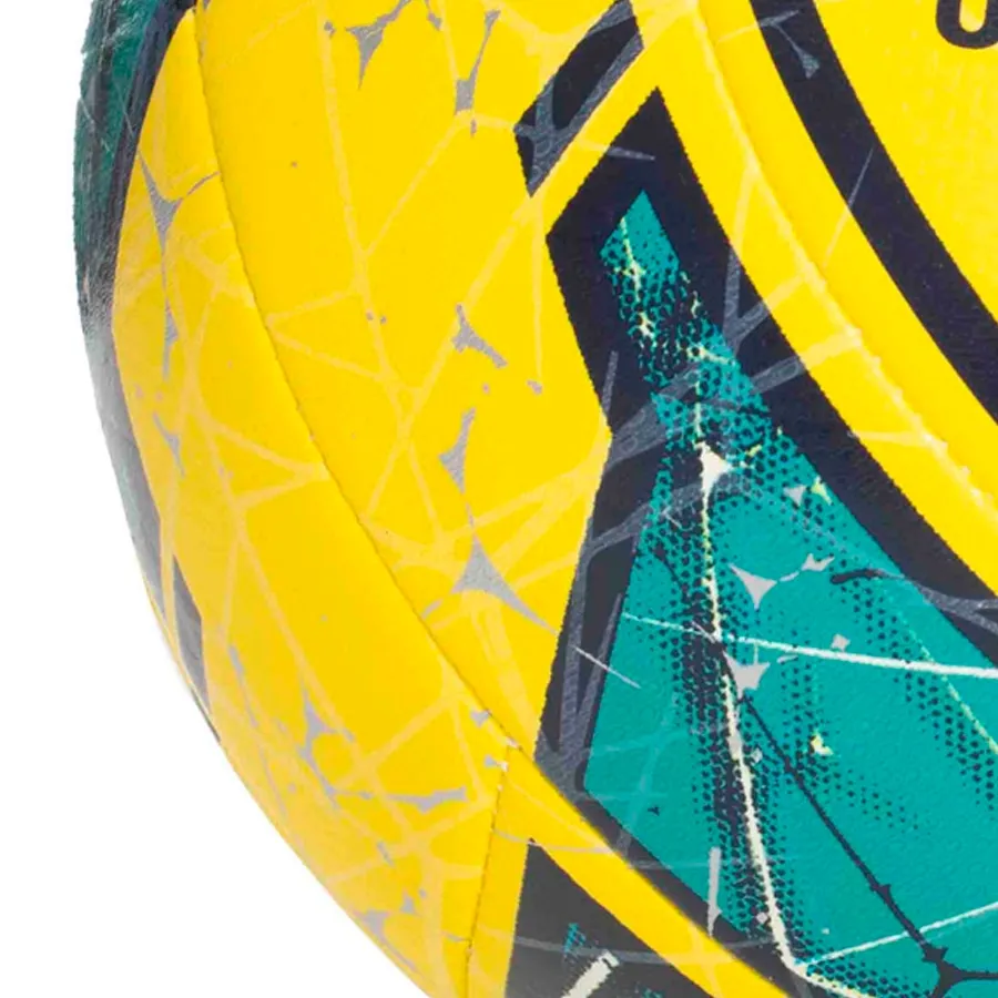 Imagen 1 de 2 de Pelota Umbro Neo Swerve-AMARILLO/VERDE/NEGRO